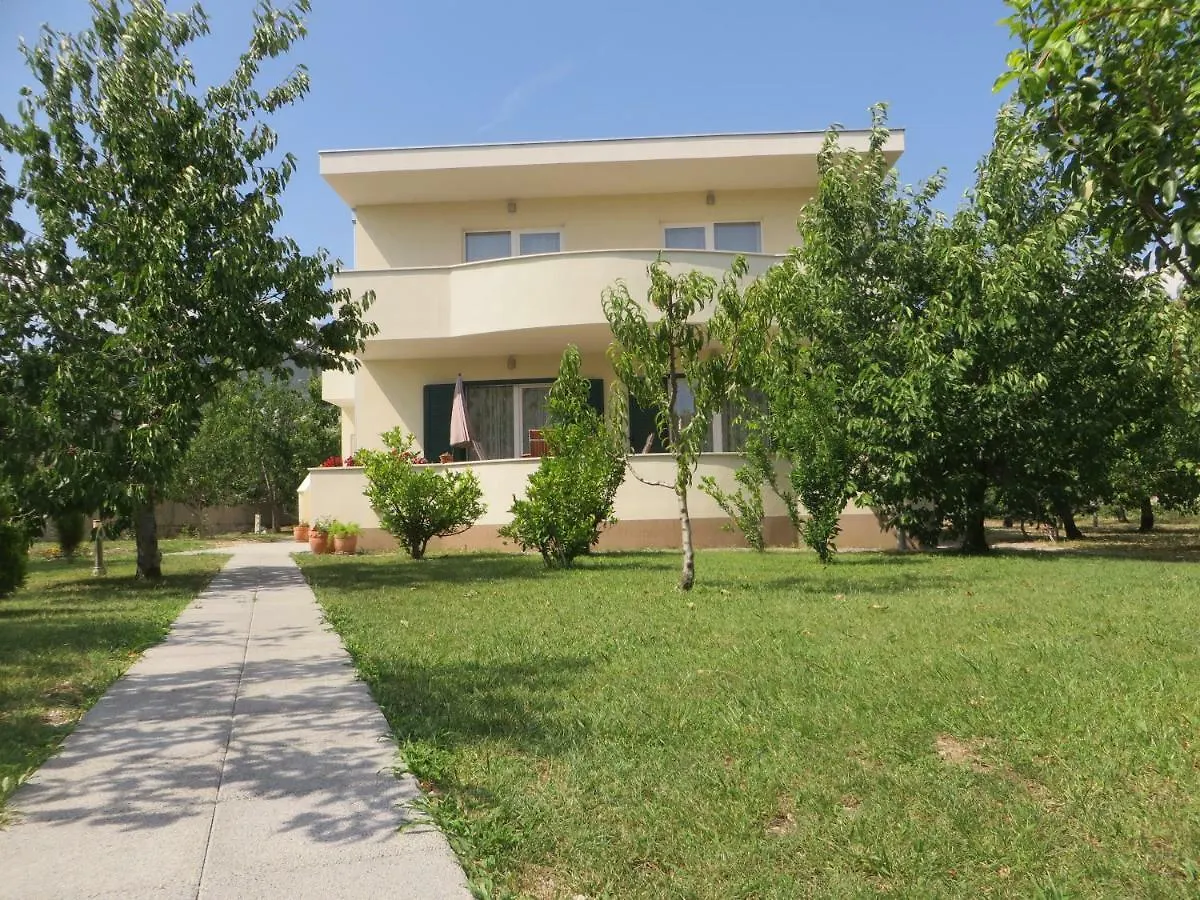 Apartment Villa Katarina Kastela